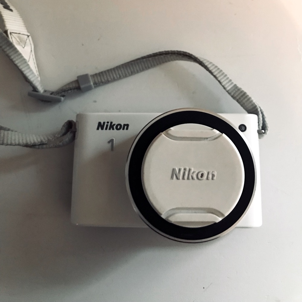 Nikon 1 white camera